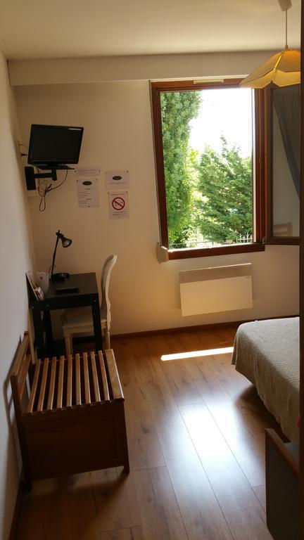 Hotel Le Magiot Montliot-et-Courcelles Habitación foto